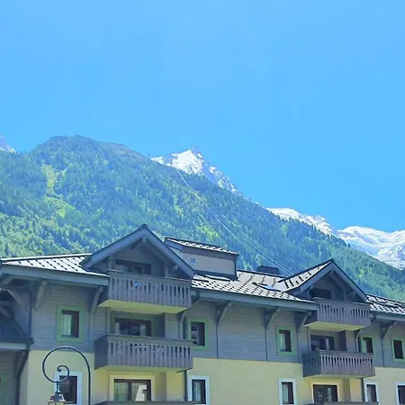 La Ginabelle - Vue Mont Blanc Avec Piscine Apartment *