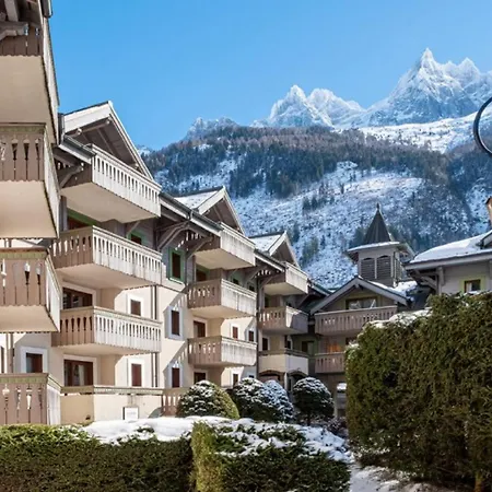 La Ginabelle - Vue Mont Blanc Avec Piscine Apartment *