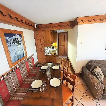 La Ginabelle Vue Montblanc 4 Personnes *